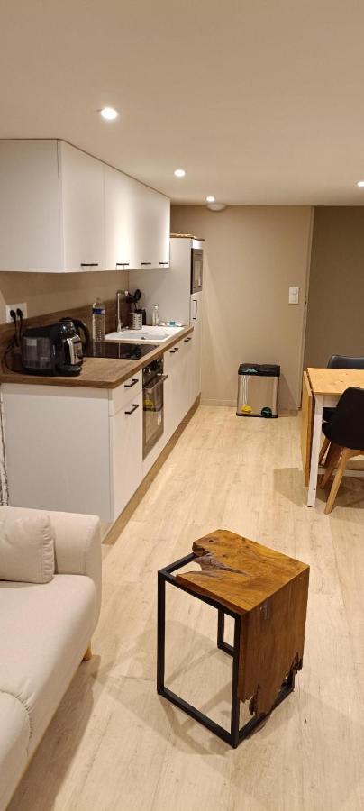 Antares - Sils --- 2 Chambres Separees En Mezzanine Caen Eksteriør billede